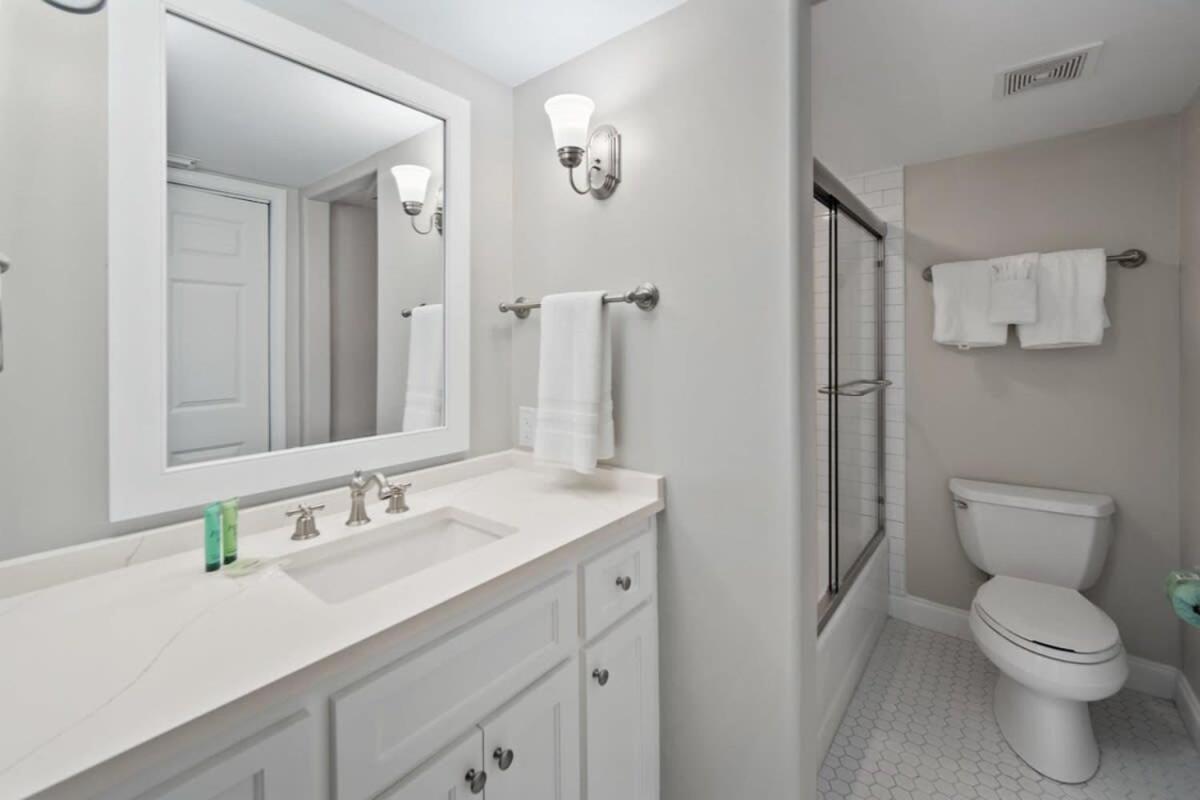 Newly Renovated Condo With Private Balcony! Panama City Beach Exterior foto